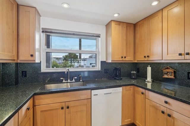 3031 NE 51st Street 201w, Fort Lauderdale, FL 33308