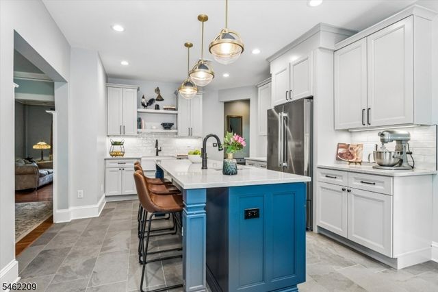 29 Beech Rd, Glen Rock Boro, NJ 07452