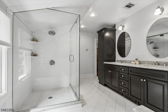29 Beech Rd, Glen Rock Boro, NJ 07452