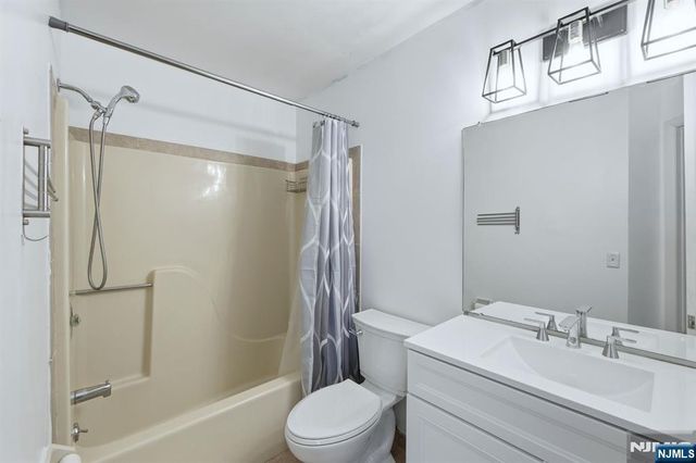 244 Mulberry Road 7, Ramsey, NJ 07446