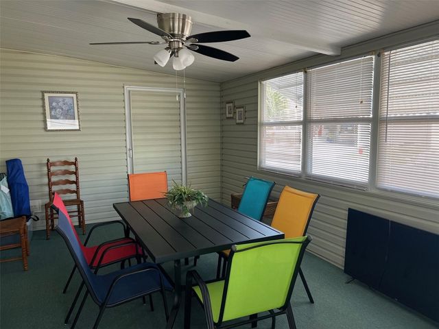 136 ROYAL PALM CIRCLE, Largo, FL 33778