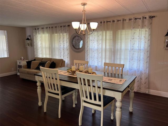 136 ROYAL PALM CIRCLE, Largo, FL 33778