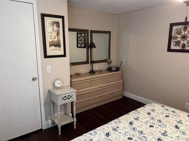 136 ROYAL PALM CIRCLE, Largo, FL 33778