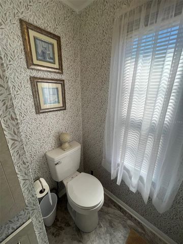 136 ROYAL PALM CIRCLE, Largo, FL 33778