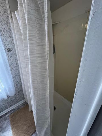 136 ROYAL PALM CIRCLE, Largo, FL 33778