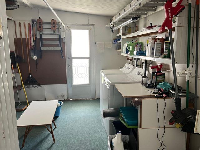 136 ROYAL PALM CIRCLE, Largo, FL 33778