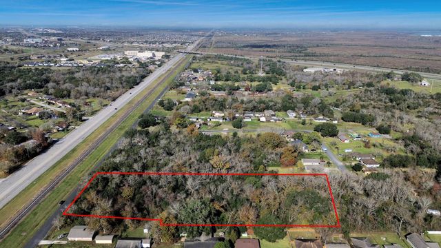 0 Oak St N, Texas City, TX 77590