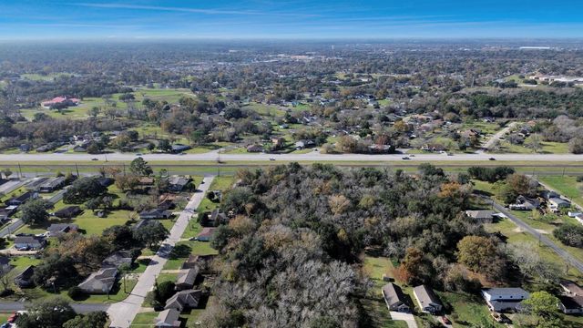 0 Oak St N, Texas City, TX 77590