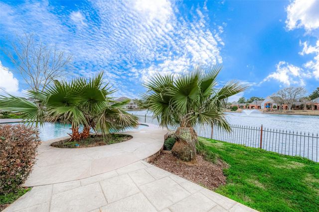 5 Camden Court, Sugar Land, TX 77479