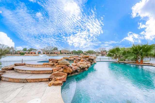 5 Camden Court, Sugar Land, TX 77479
