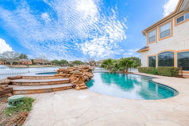 5 Camden Court, Sugar Land, TX 77479