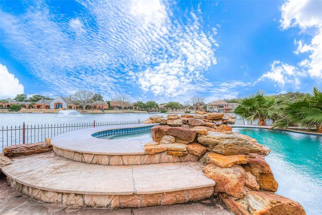 5 Camden Court, Sugar Land, TX 77479
