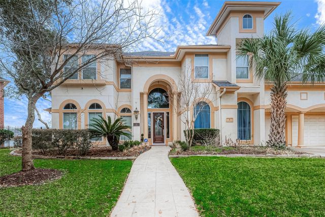 5 Camden Court, Sugar Land, TX 77479