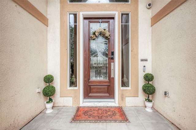 5 Camden Court, Sugar Land, TX 77479