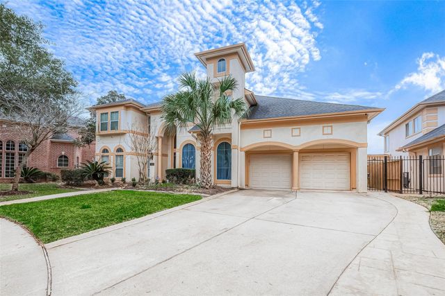 5 Camden Court, Sugar Land, TX 77479