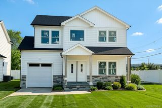 21 Cypress Avenue, Bethpage, NY 11714