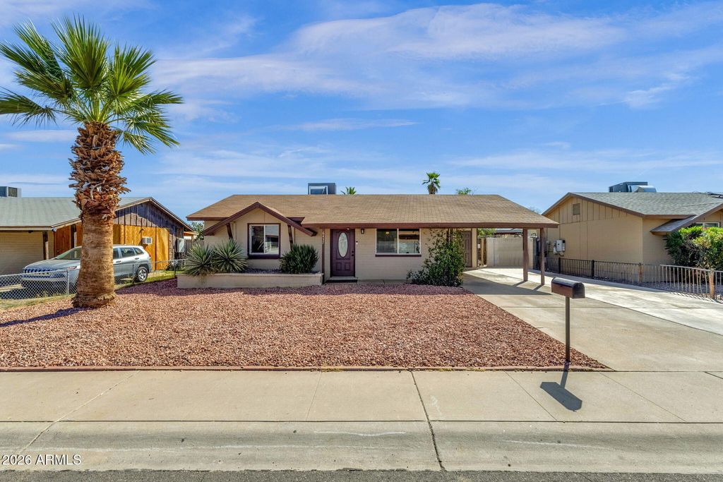 6437 S 43RD Place, Phoenix, AZ 85042