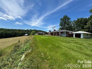 598 Miles View Road, Mills River, NC 28759