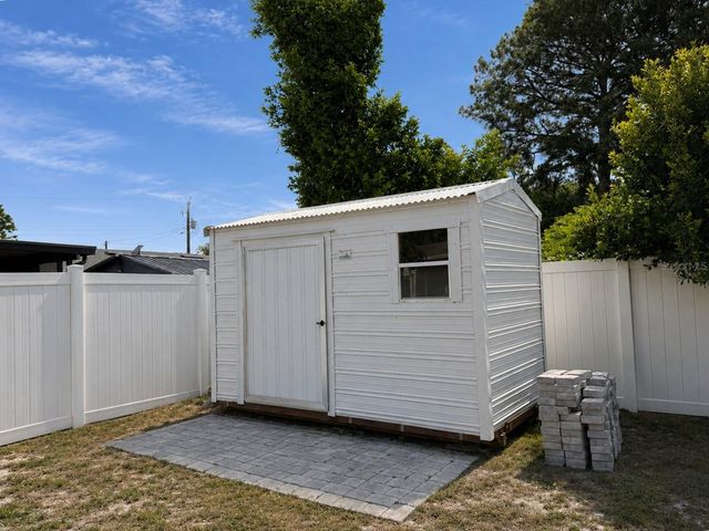 3913 W LEILA AVENUE, Tampa, FL 33616