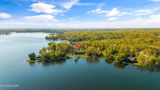 1118 Hileah Drive, Crossville, TN 38572