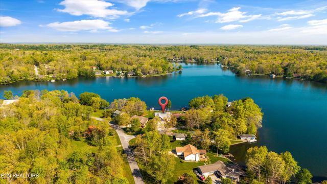1118 Hileah Drive, Crossville, TN 38572