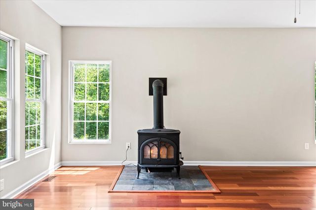 5621 TOWLES MILL RD, Partlow, VA 22534