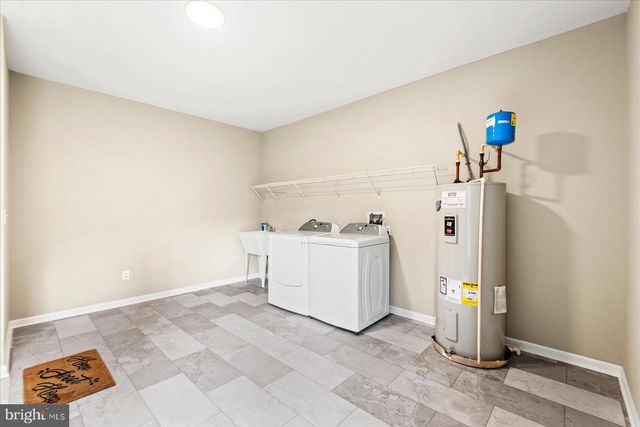 5621 TOWLES MILL RD, Partlow, VA 22534