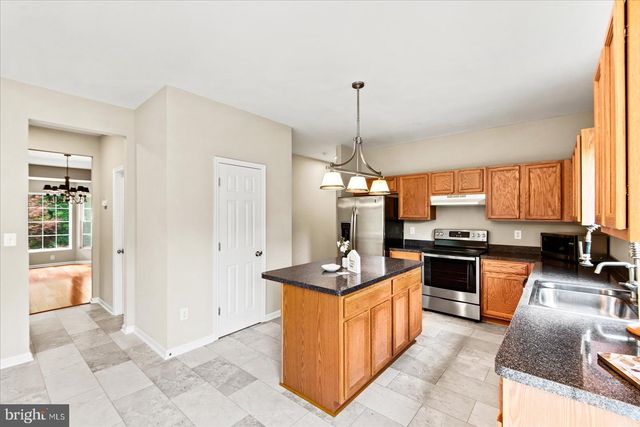 5621 TOWLES MILL RD, Partlow, VA 22534