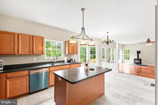 5621 TOWLES MILL RD, Partlow, VA 22534