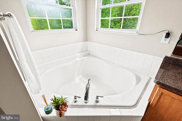 5621 TOWLES MILL RD, Partlow, VA 22534