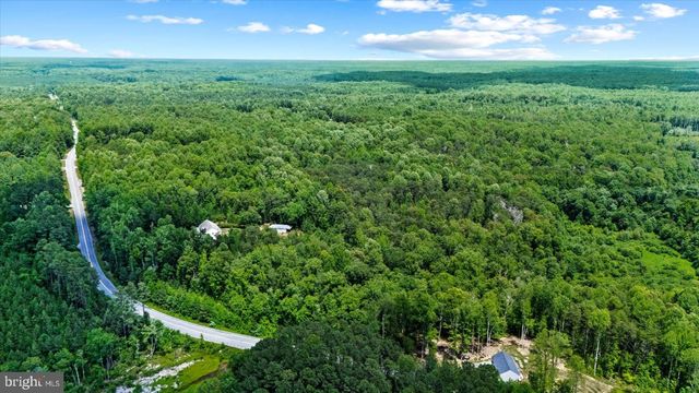 5621 TOWLES MILL RD, Partlow, VA 22534