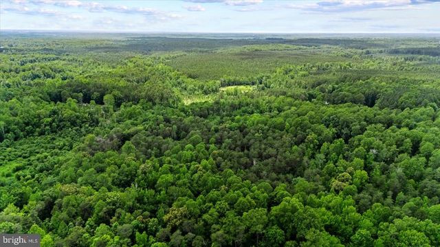 5621 TOWLES MILL RD, Partlow, VA 22534