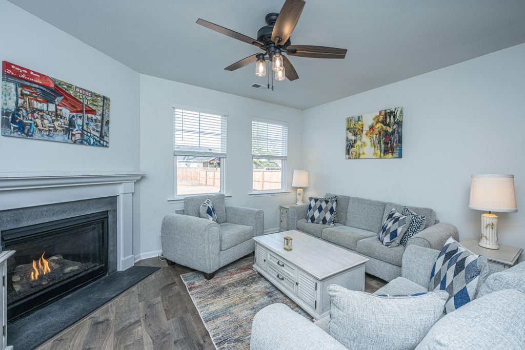 Image 17 of property listing at 2750 Sunrose Lane, Johns Island, SC 29455