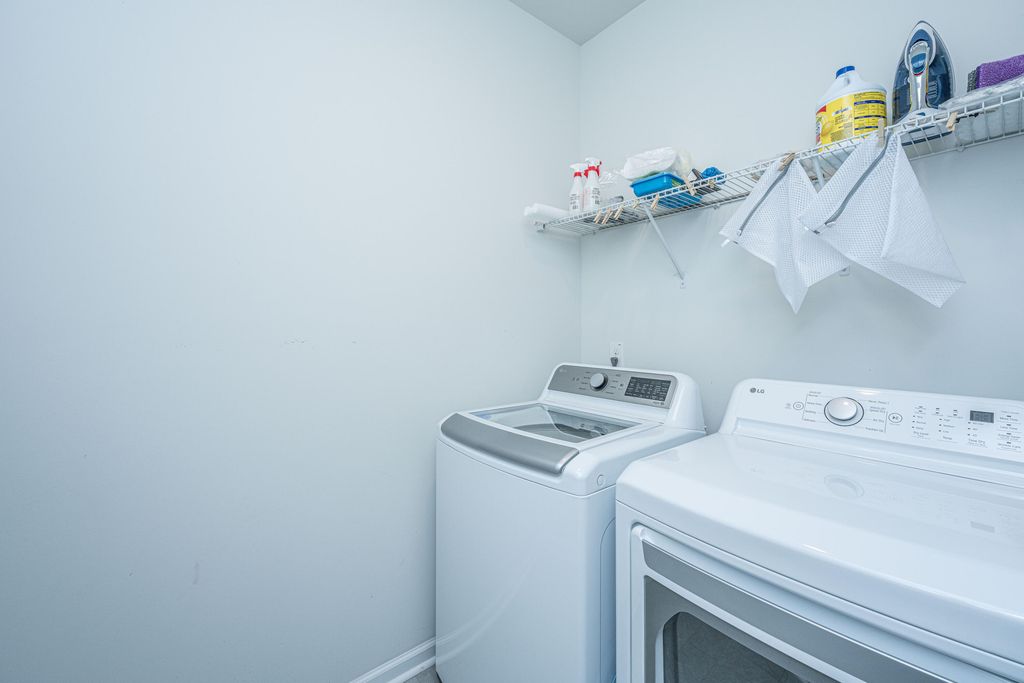 Image 38 of property listing at 2750 Sunrose Lane, Johns Island, SC 29455