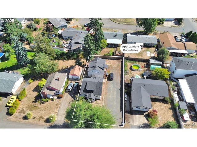 455 S 38TH St, Springfield, OR 97478