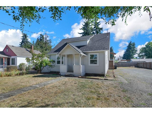 455 S 38TH St, Springfield, OR 97478