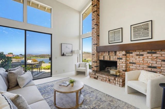 22 Morning Sun, Irvine, CA 92603