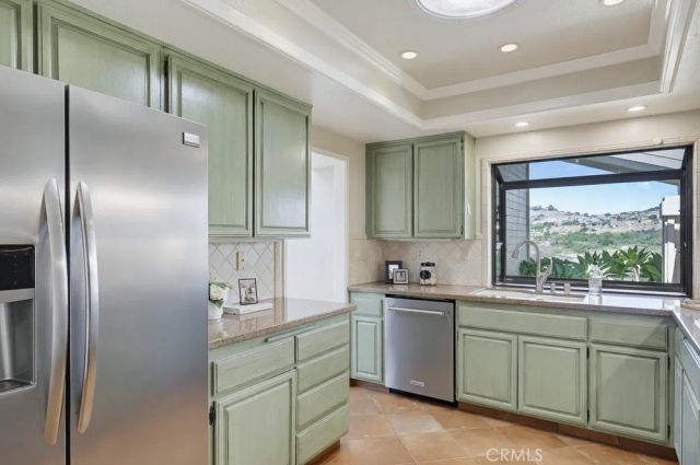 22 Morning Sun, Irvine, CA 92603