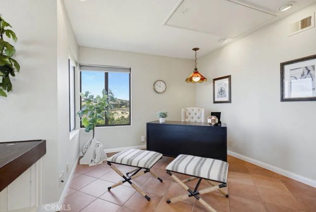 22 Morning Sun, Irvine, CA 92603