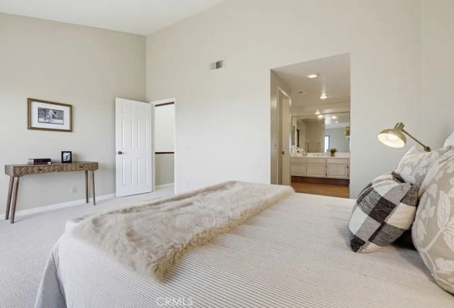 22 Morning Sun, Irvine, CA 92603