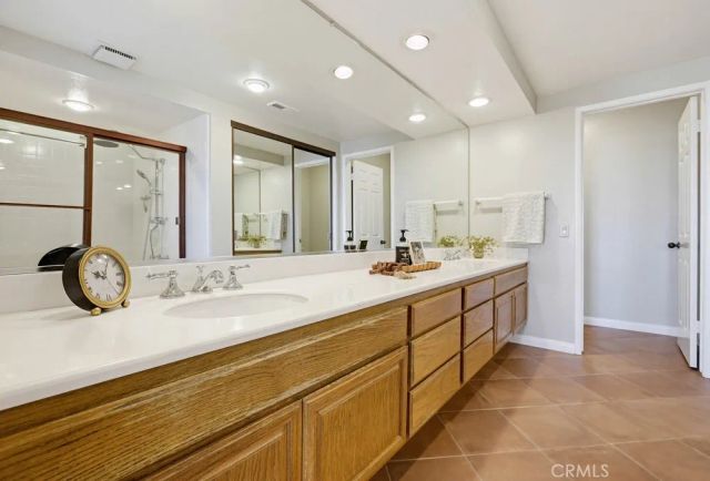 22 Morning Sun, Irvine, CA 92603