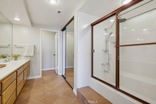 22 Morning Sun, Irvine, CA 92603