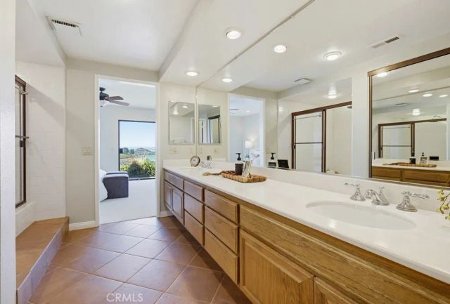 22 Morning Sun, Irvine, CA 92603