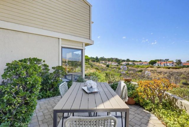 22 Morning Sun, Irvine, CA 92603