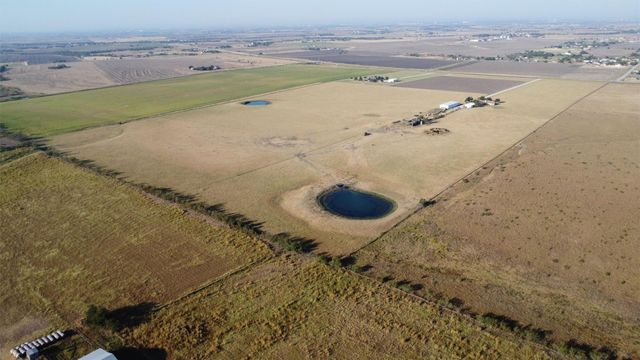 19919 Fm 973 RD N, Coupland, TX 78615