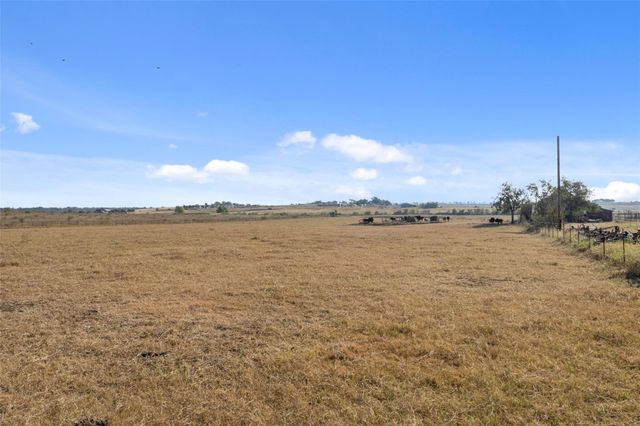 19919 Fm 973 RD N, Coupland, TX 78615