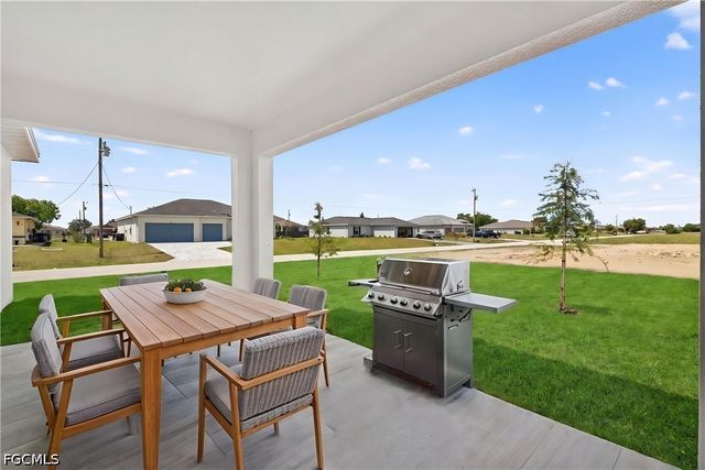 2116 NW 3rd AVE, Cape Coral, FL 33993
