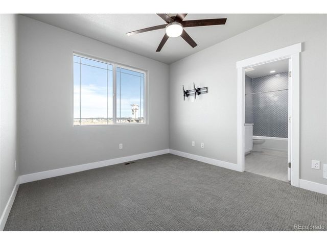 23814 E 36th Pl, Aurora, CO 80019