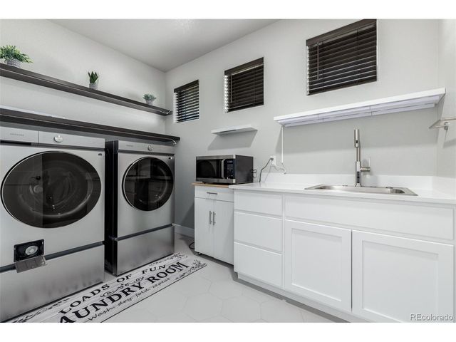 23814 E 36th Pl, Aurora, CO 80019