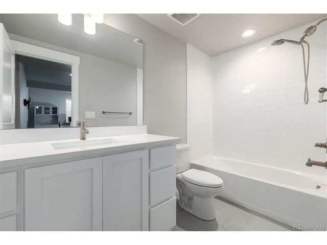 23814 E 36th Pl, Aurora, CO 80019